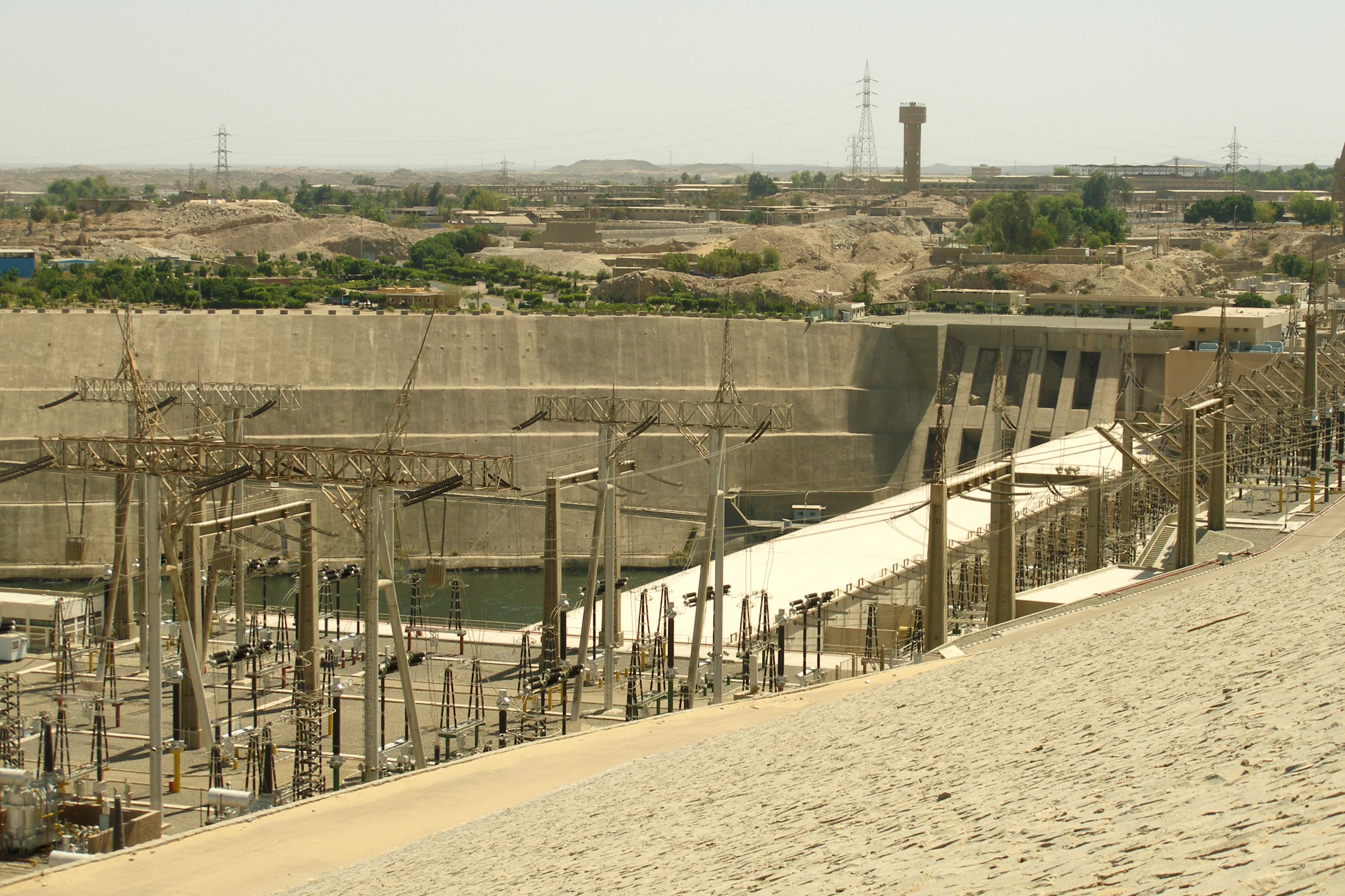 Aswan High Dam: Egypt's Modern Marvel