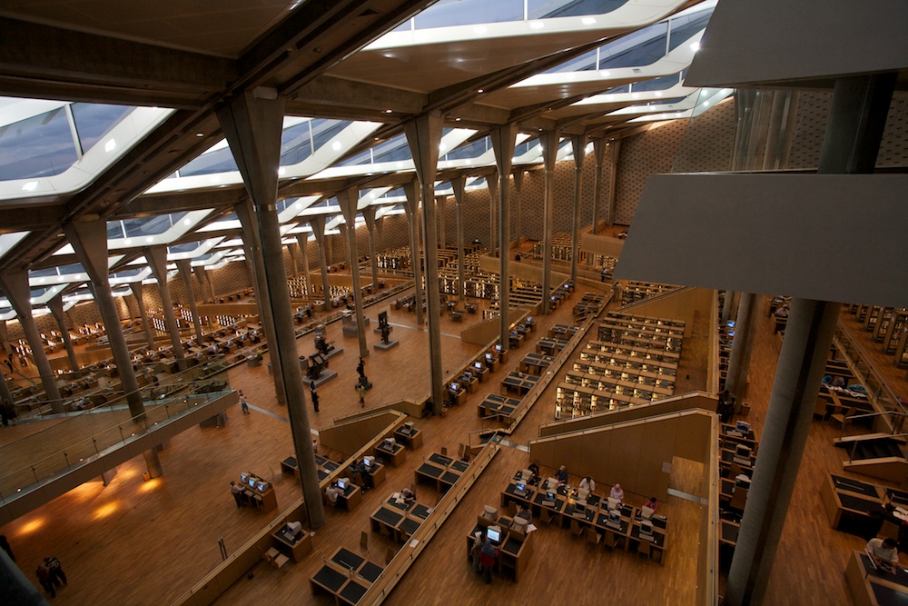 Alexandria's Cultural Treasures: From Antiquity to Modernity