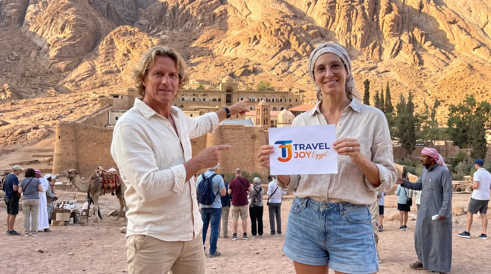 Viajeros en Mount Sinai – Tour de 10 Días por Egipto de la UNESCO: El Cairo y Sharm