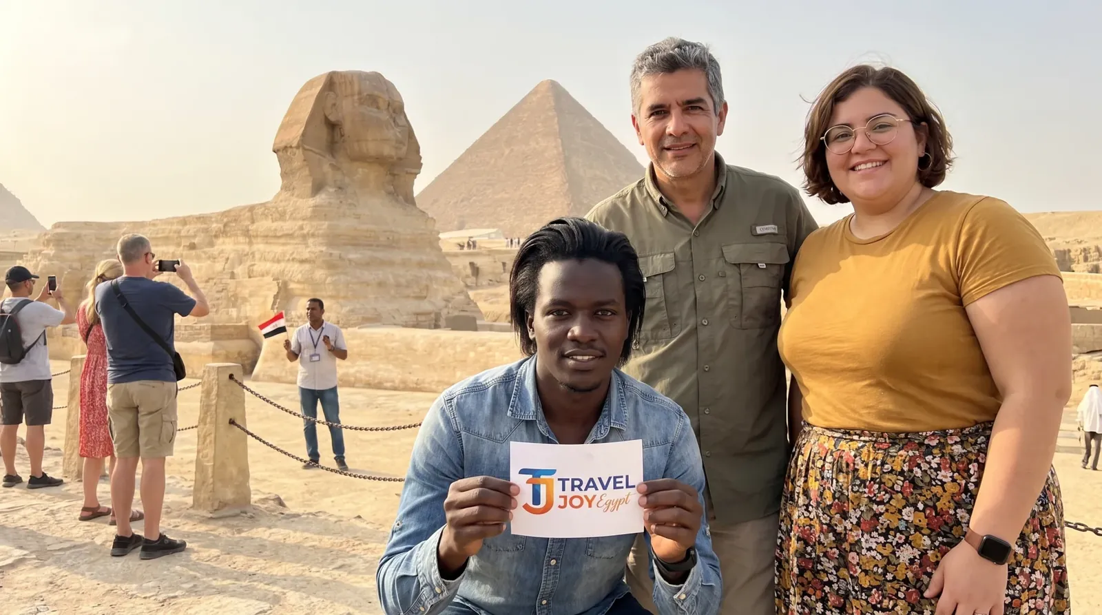 Viajantes em Great Sphinx of Giza – Aventura em Família no Egito: Pirâmides, Cruzeiro no Nilo & Mar Vermelho