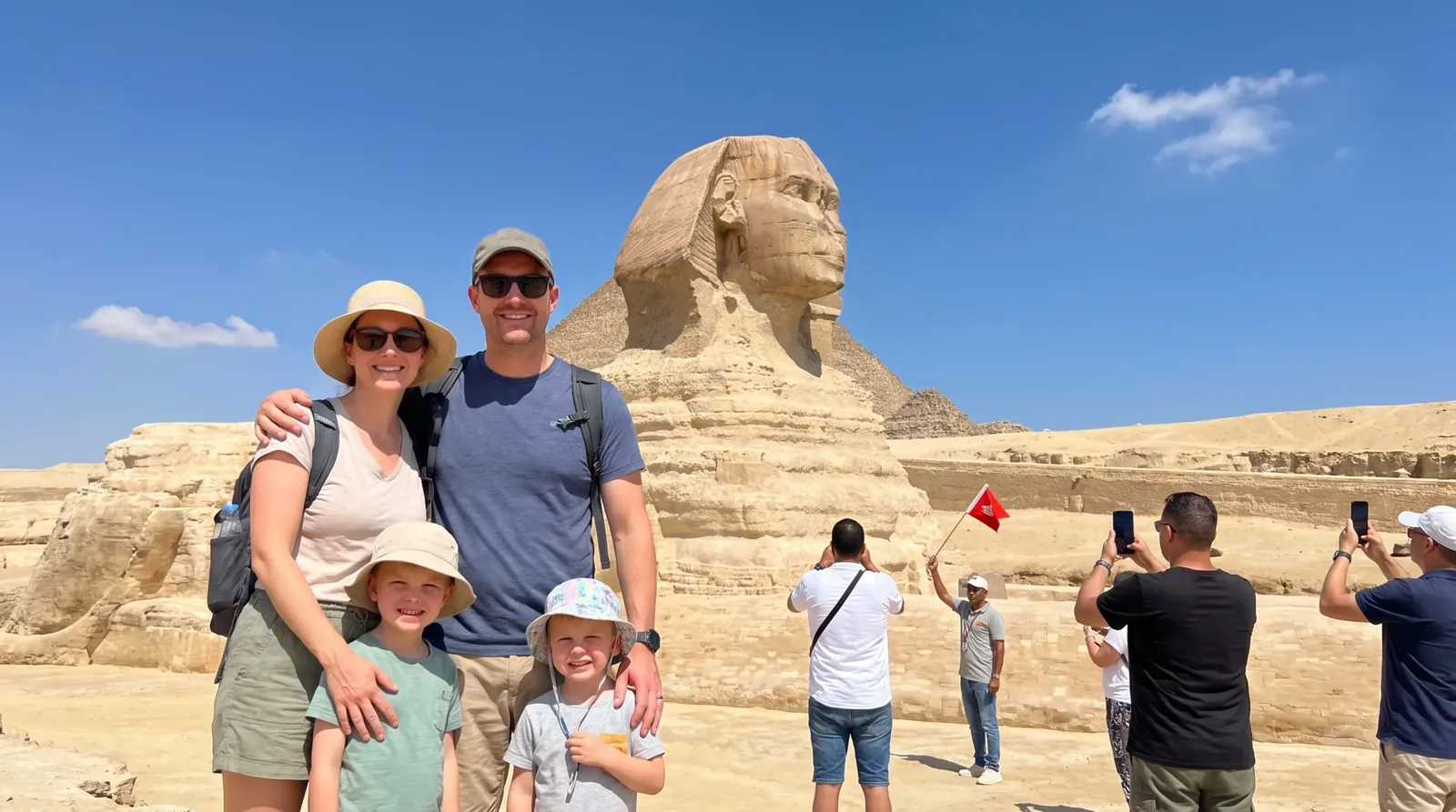 Cestovatelé u Great Sphinx of Giza – 11denní dobrodružství s pyramidami a plavbou po Nilu