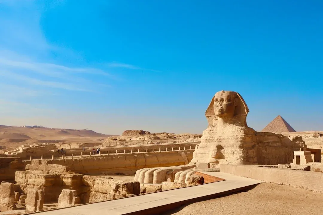 Great Sphinx of Giza – Tour de Egipto para Mayores de 11 Días: Pirámides y Crucero por el Nilo