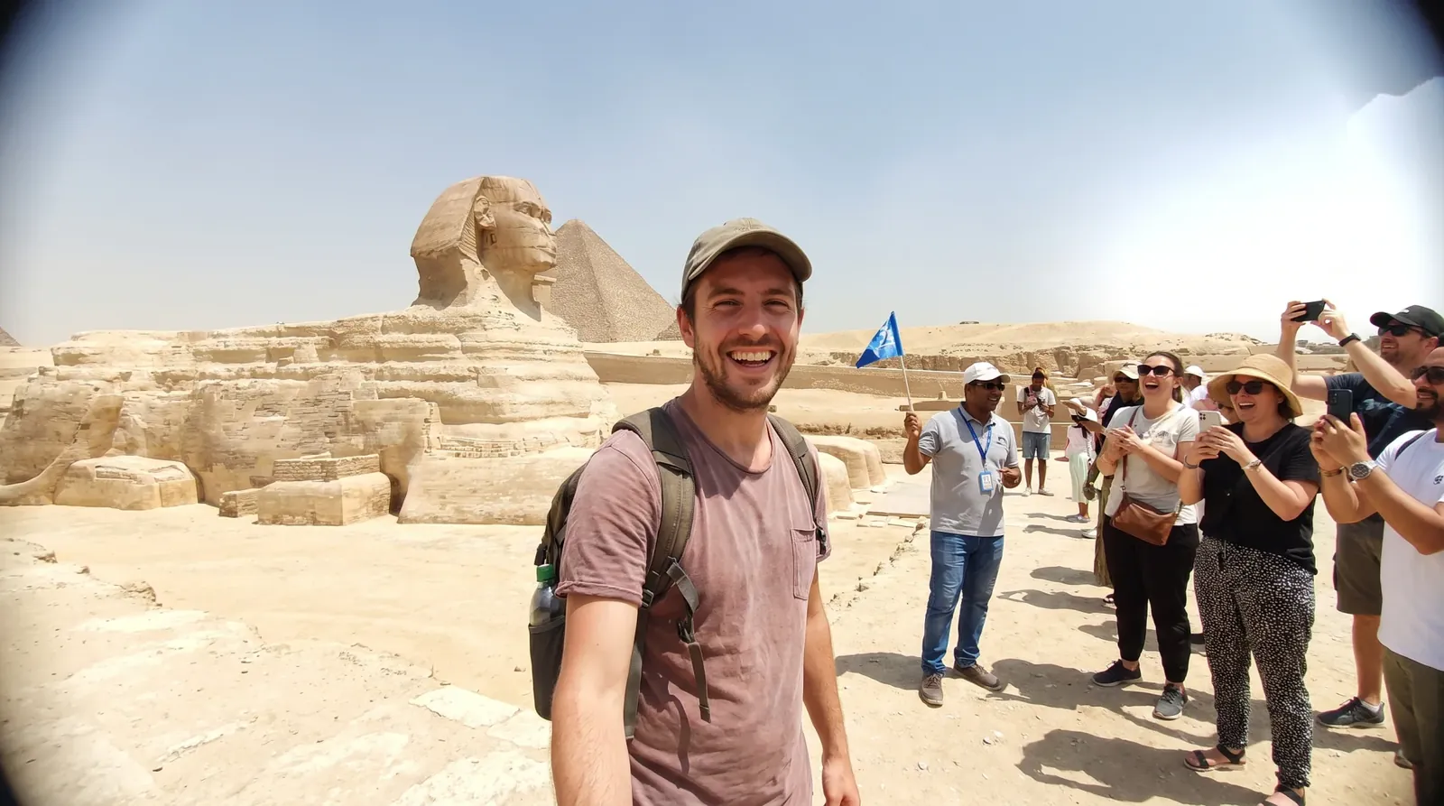 Viajeros en Great Sphinx of Giza – Tour de Egipto para Mayores de 11 Días: Pirámides y Crucero por el Nilo
