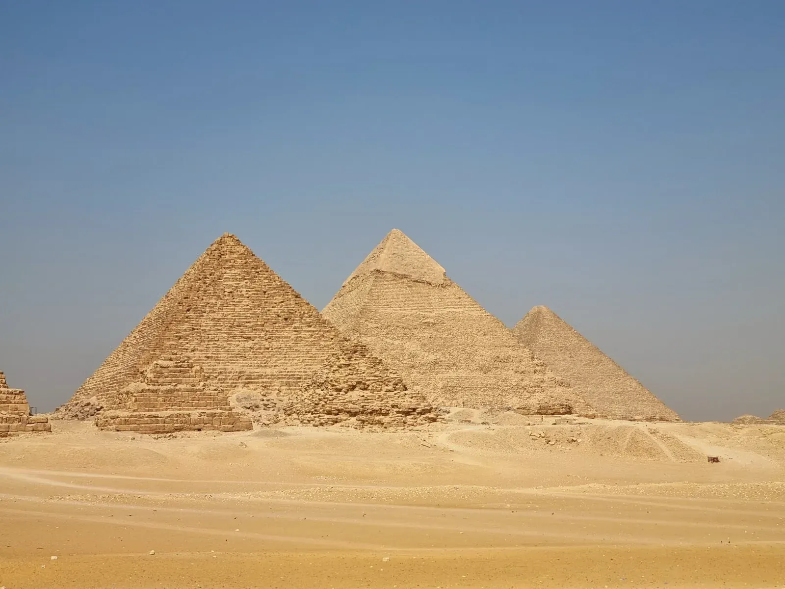 Pyramids of Giza, Cairo – Egypt & Jordan: Pyramidy, Petra & Rudé moře