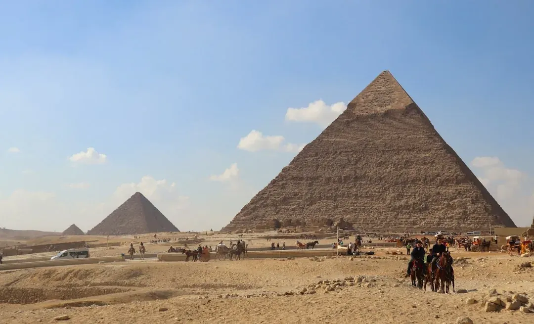 Pyramids of Giza, Cairo – 14denní skupinový zájezd do Egypta: Pyramidy, Níl a Rudé moře