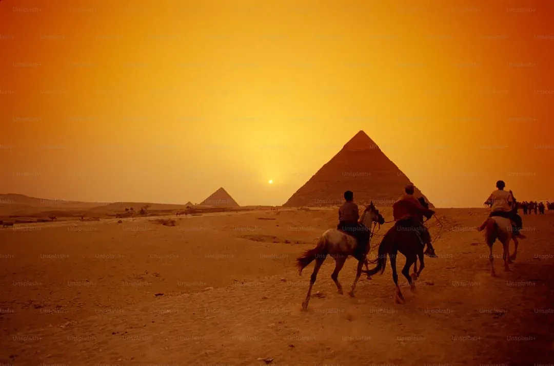 Pyramids of Giza, Cairo – Große 15-tägige Ägypten-Tour: Pharaonen bis Rotes Meer