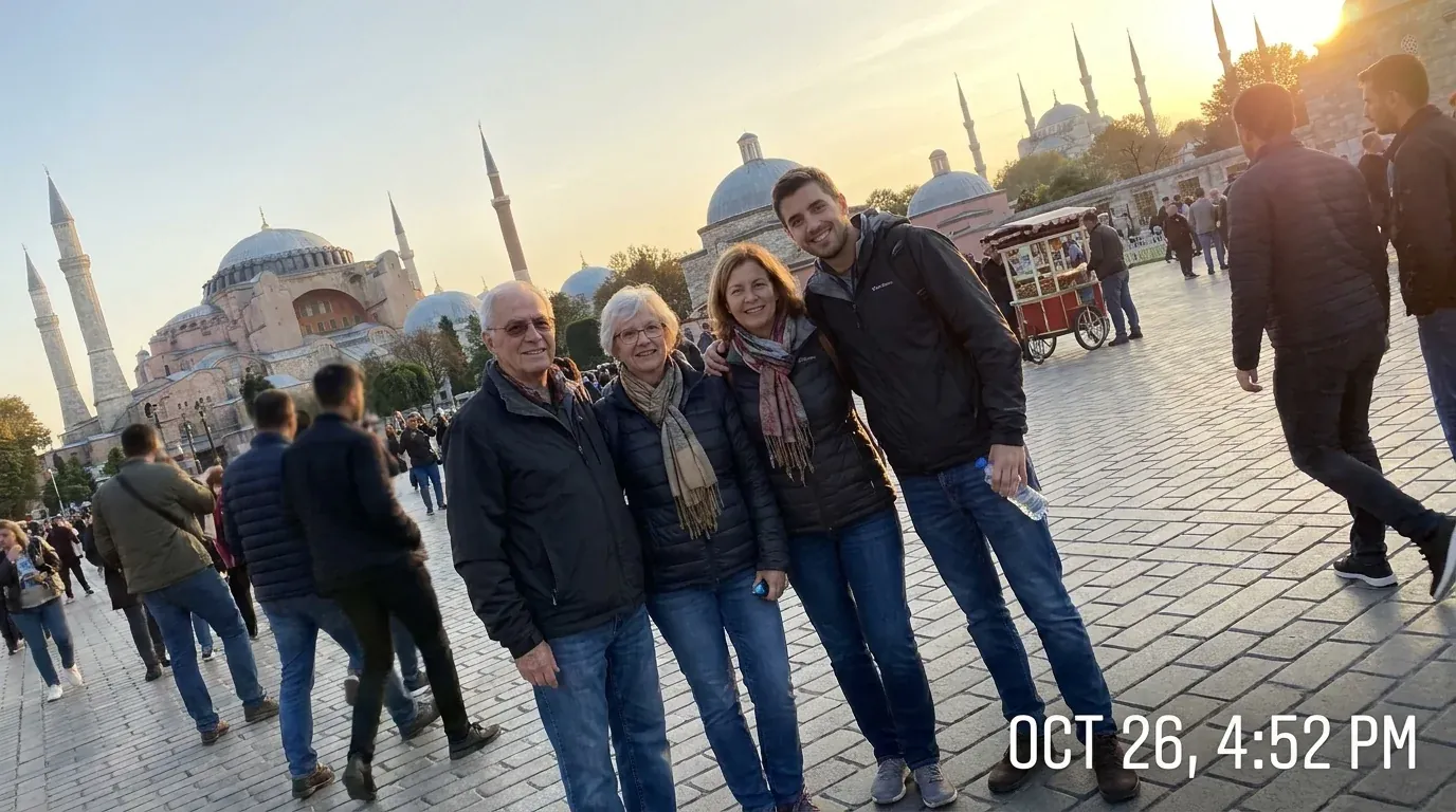 Reisende bei Istanbul, Turkey – 17-tägige Ägypten- und Türkei-Großtour