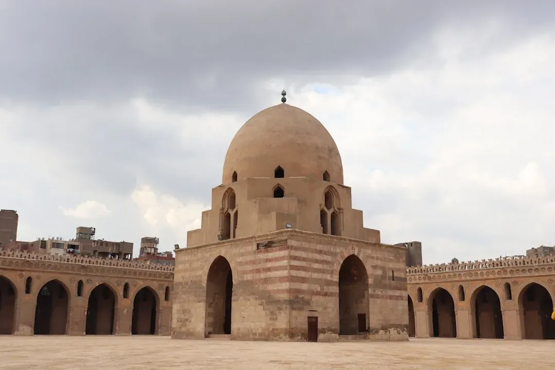 Coptic Cairo – 19 Tage Rabat Kairo Nilkreuzfahrt Marrakesch Petra Tour