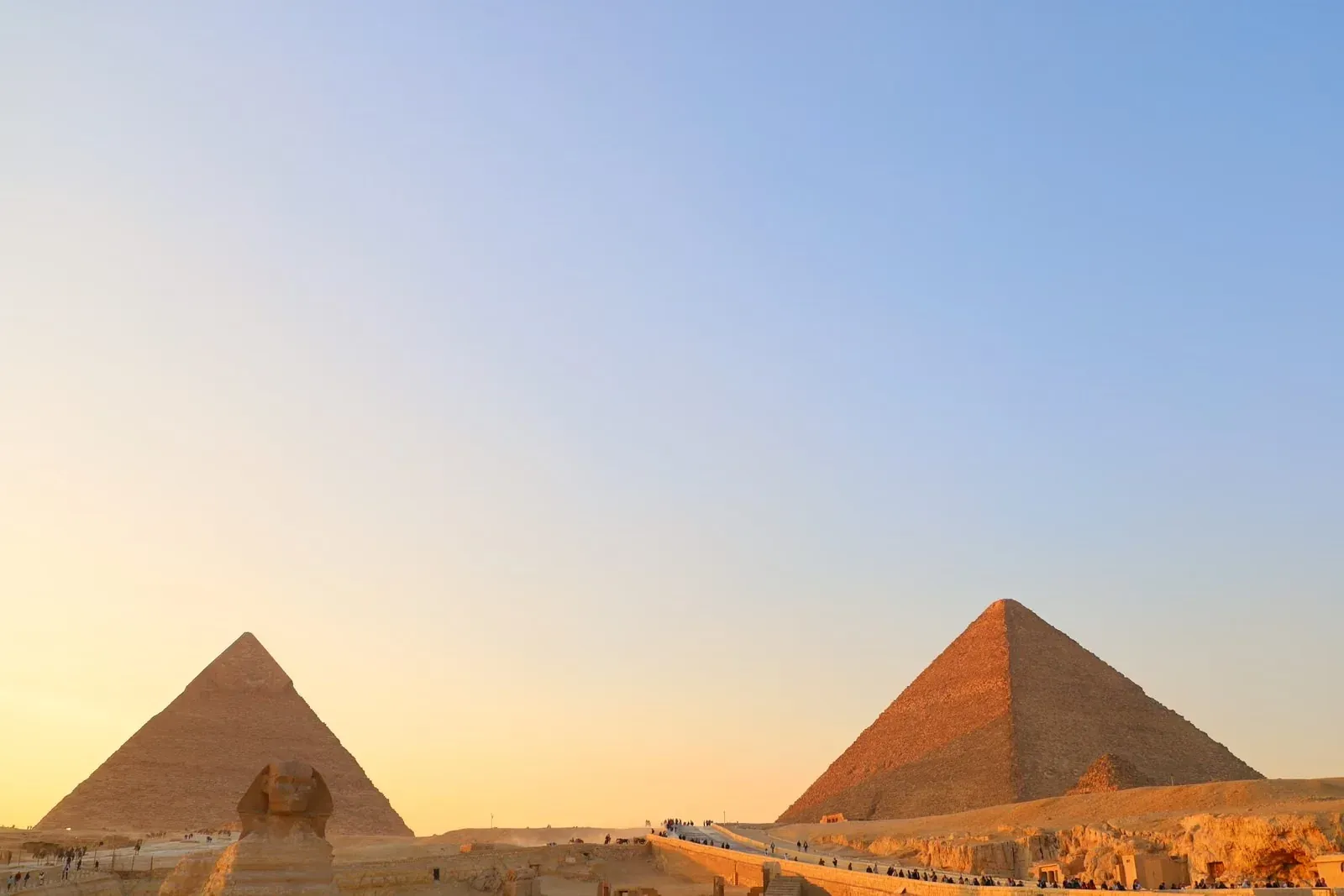 Pyramids of Giza, Cairo – Tour de Lujo de 7 Días en Egipto: El Cairo, Luxor y Asuán