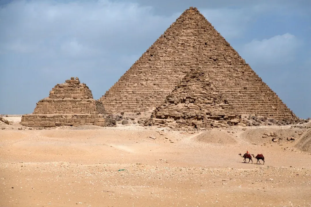 Pyramids of Giza, Cairo – 9denní zájezd do Egypta: Káhira, plavba po Nilu a Alexandrie