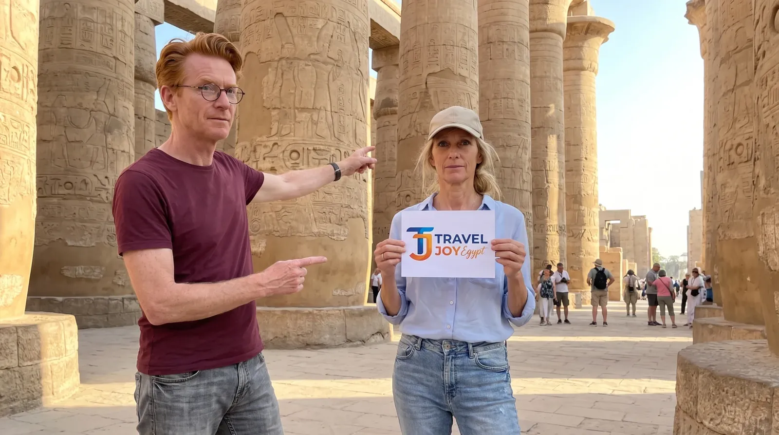 Reisende bei Karnak Temple, Luxor – Ägypten Budget 5-Tages-Tourpaket