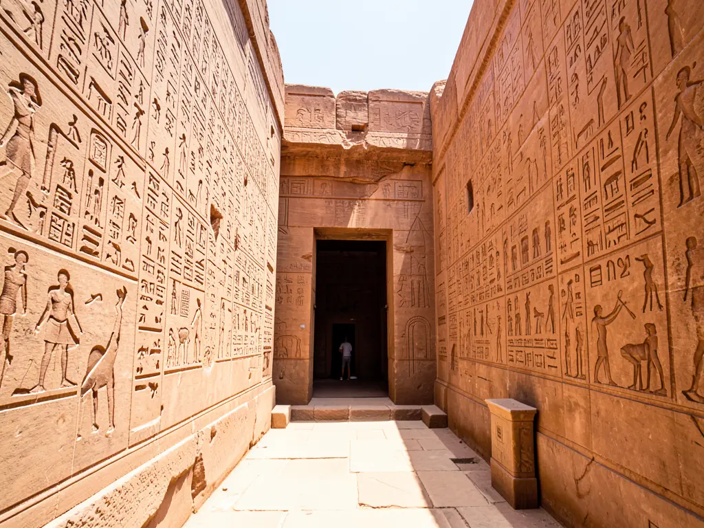 10-Day Egypt: Pyramids, Nile & Red Sea Bliss — photo 2