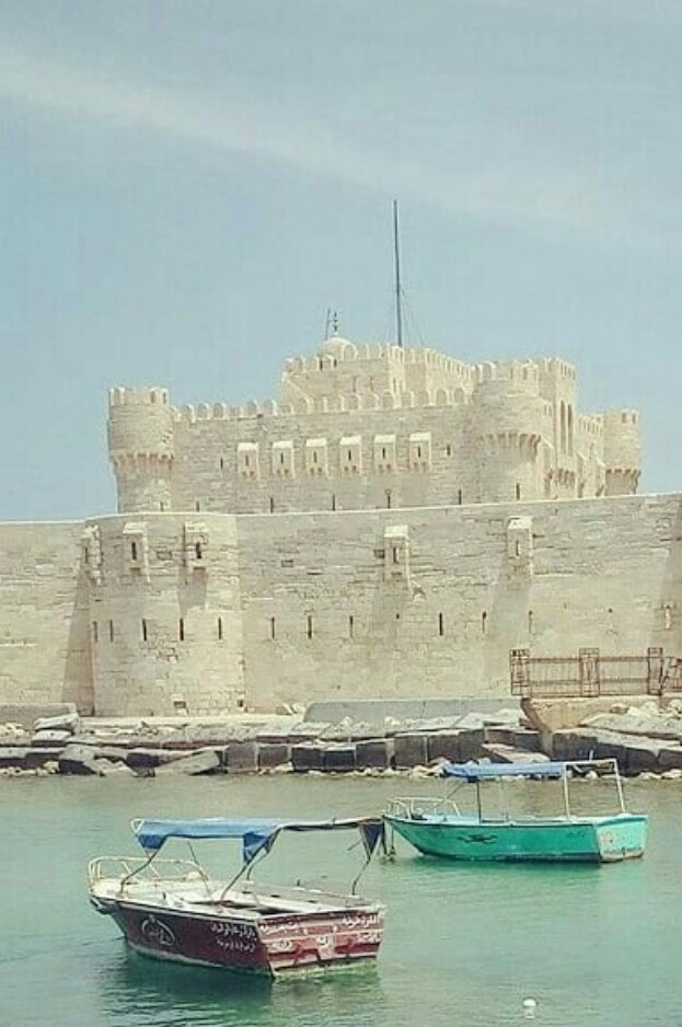 Qaitbay Citadel z bočního širokoúhlého pohledu, Qaitbay Citadel