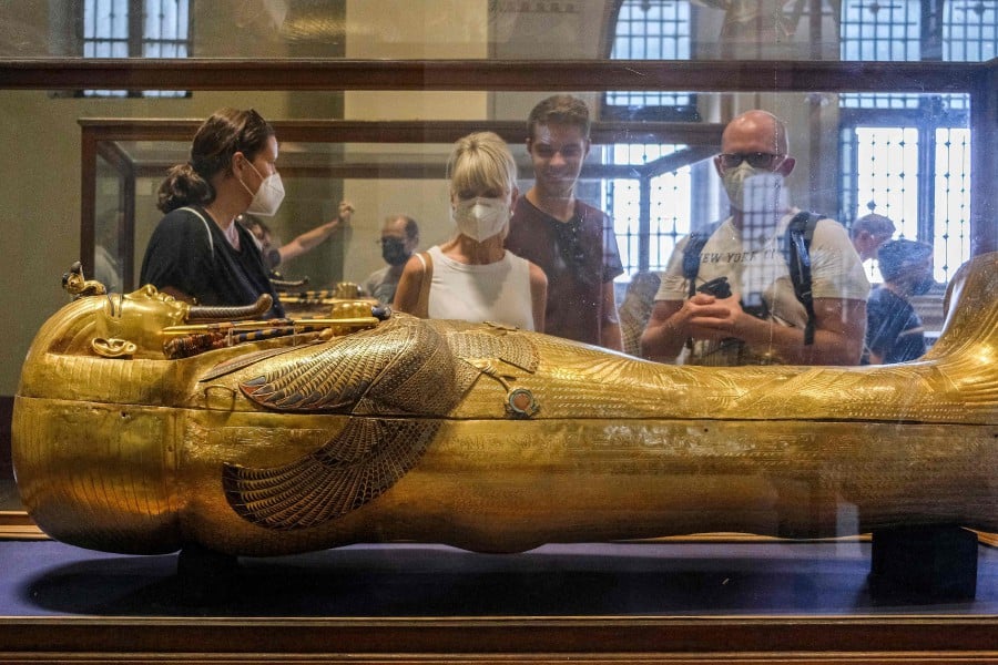 mummy of tutankhamun